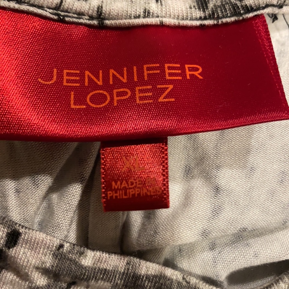Jennifer Lopez Choker Blouse - Picture 7 of 8